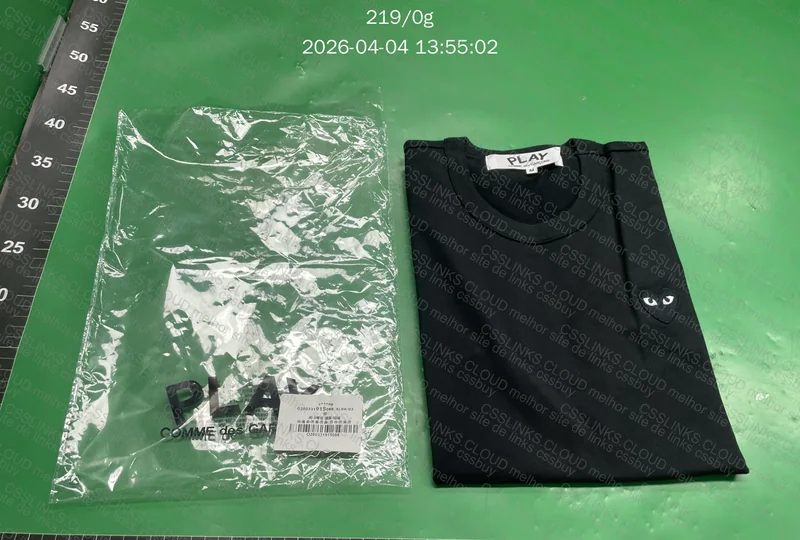 Camiseta CDG Play