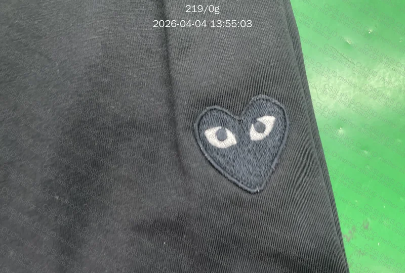 Camiseta CDG Play 2