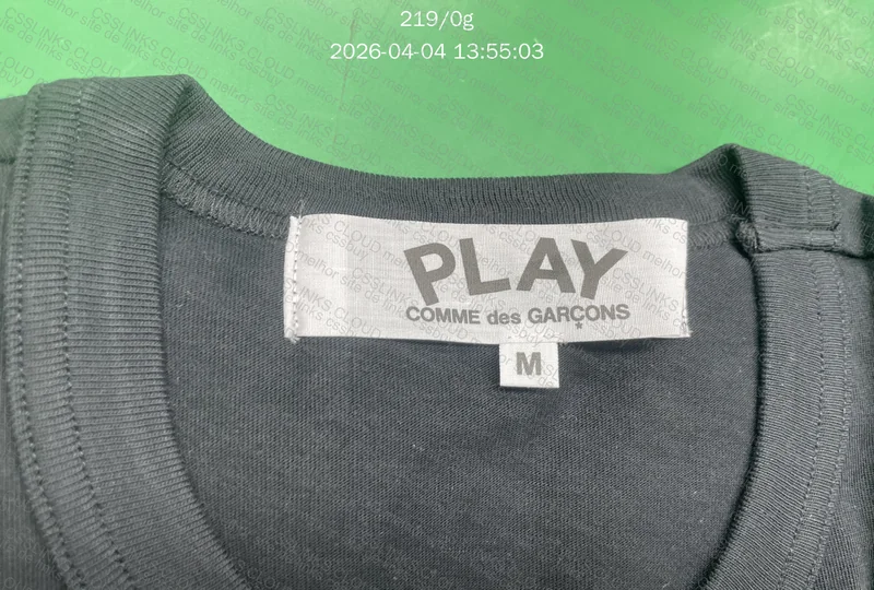 Camiseta CDG Play 3
