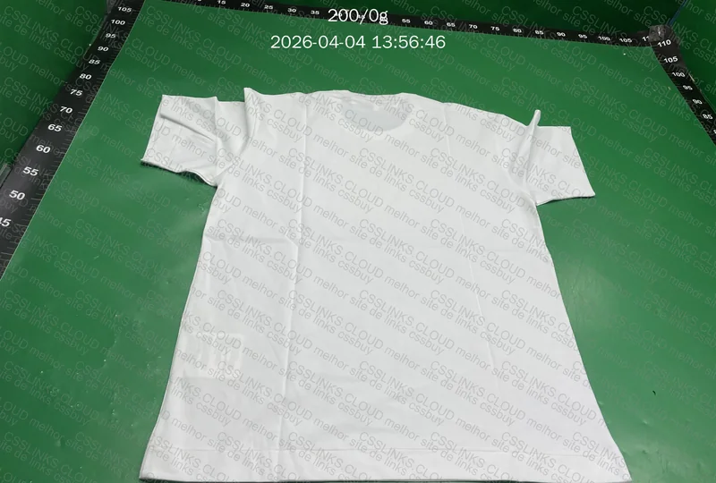 Camiseta CDG Play 3