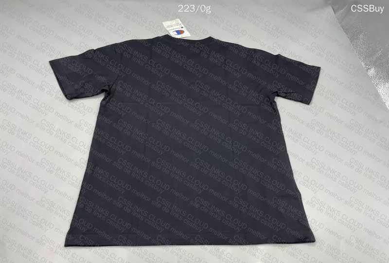 Champion T-Shirt 3