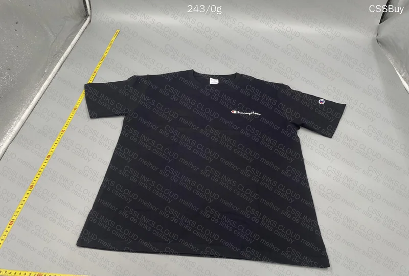 Champion T-Shirt