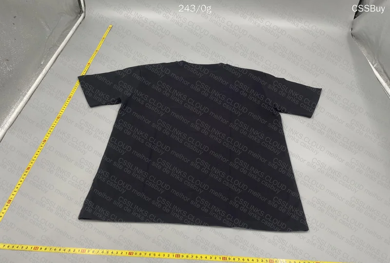 Champion T-Shirt 5