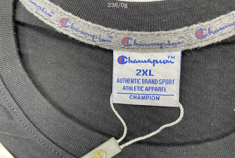 Champion T-Shirt 4
