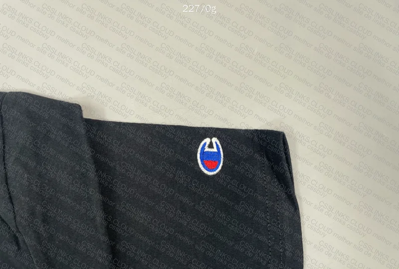 Champion T-Shirt 3