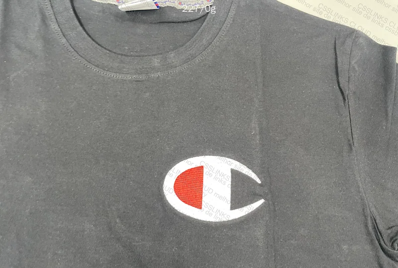 Champion T-Shirt 4