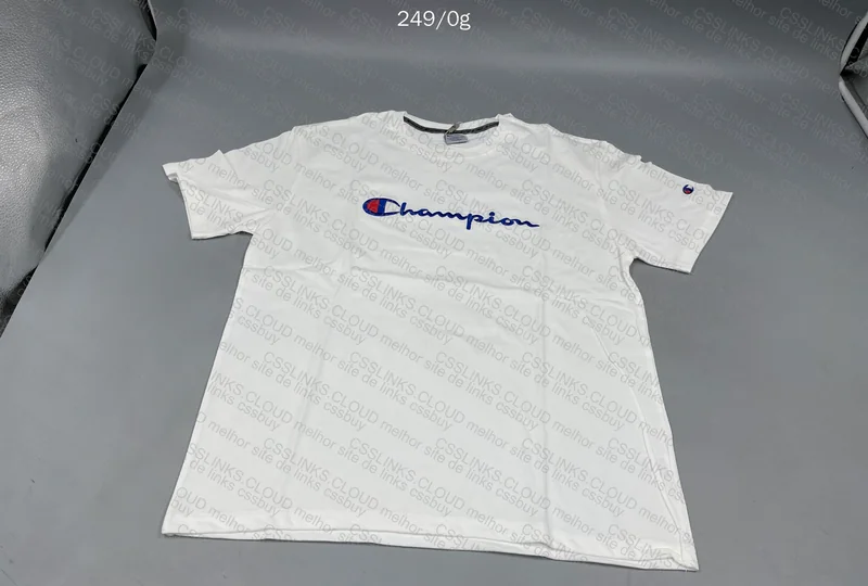 Champion T-Shirt 3