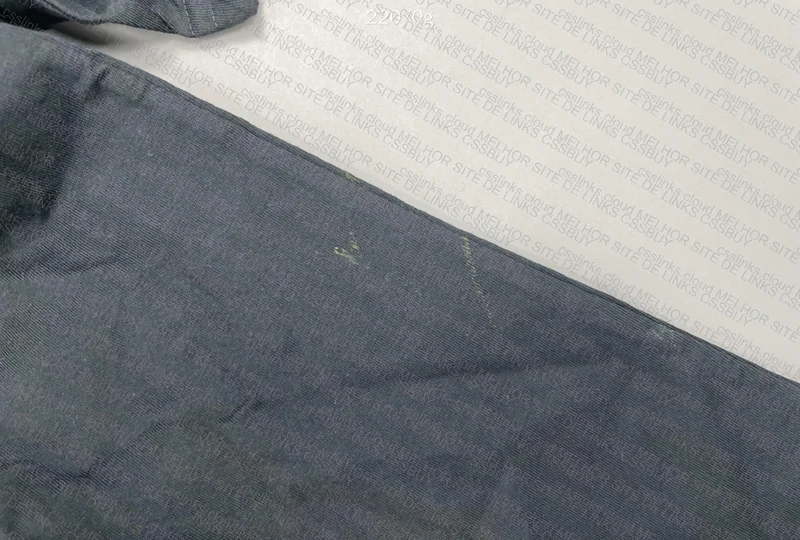 Columbia T-shirt (Stained) 9