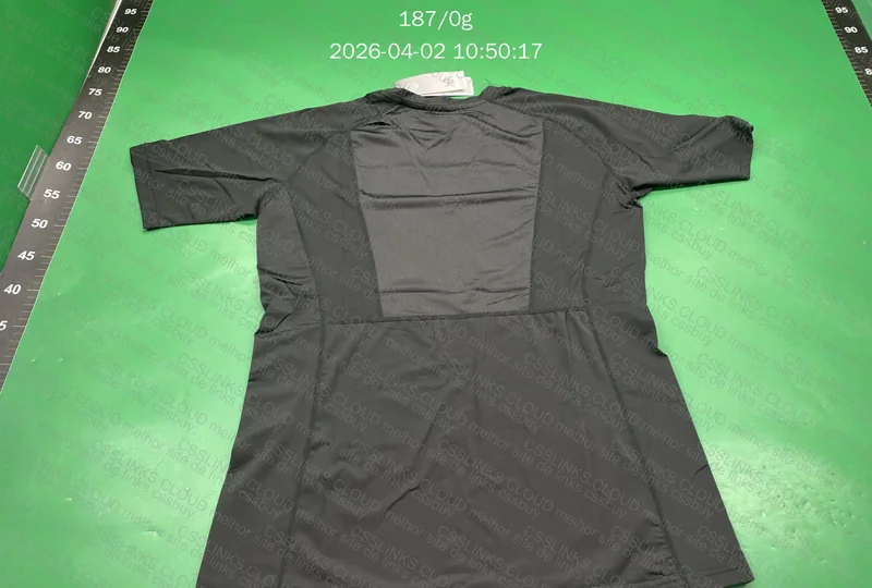 Camiseta compressão Adidas 3
