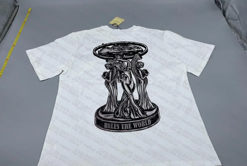 Corteiz The World is Yours T-Shirt 4