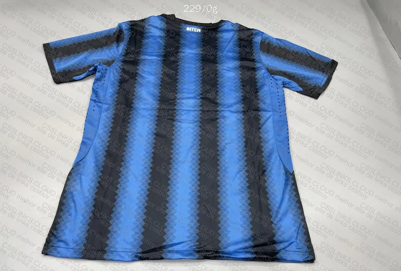 Team T-Shirt 4
