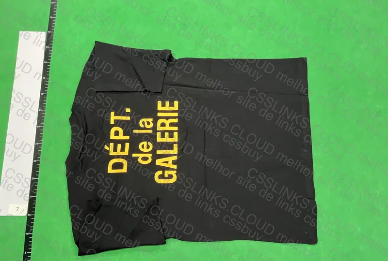 Dépt de la Galerie Shirt 3