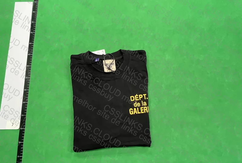 Dépt de la Galerie Shirt 4