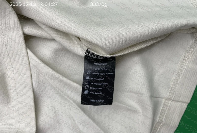 Derschutze Shirt (with Measurements) 3