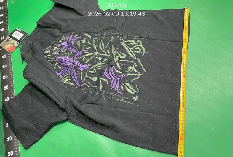 Camiseta Derschutze Wisteria Flores. BORDADO DESCENTRALIZADO? 3