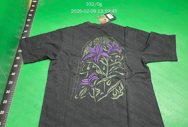 Camiseta Derschutze Wisteria Flores. BORDADO DESCENTRALIZADO? 5