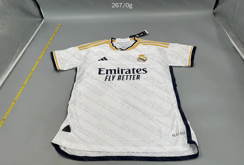 Real Madrid 48¥ T-Shirt