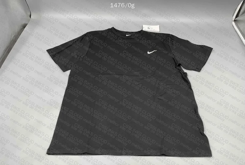 Nike Dri-Fit T-Shirt 2