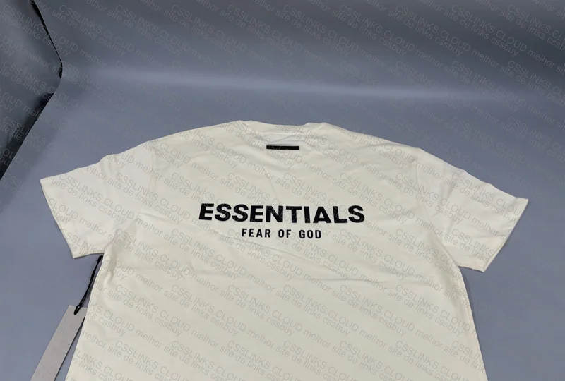Essentials T-Shirt 3