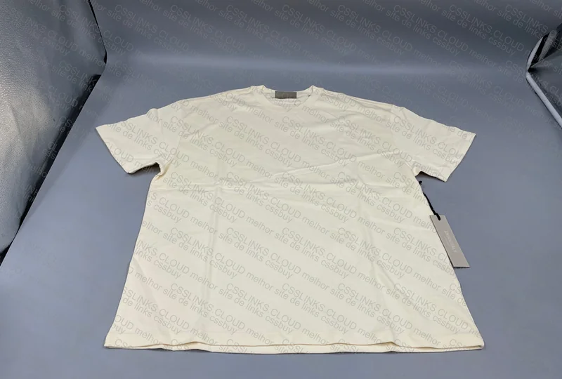 Essentials T-Shirt 4