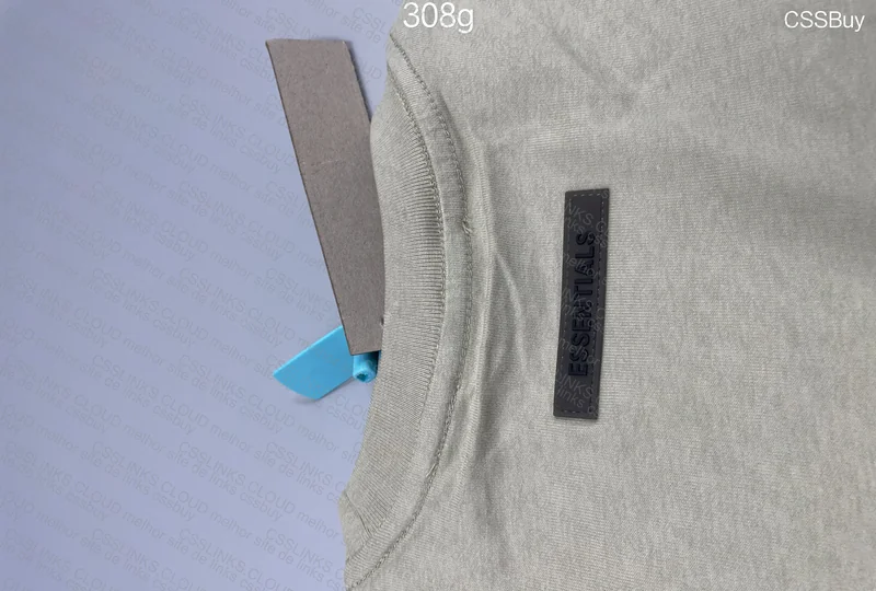 Essentials T-Shirt 3