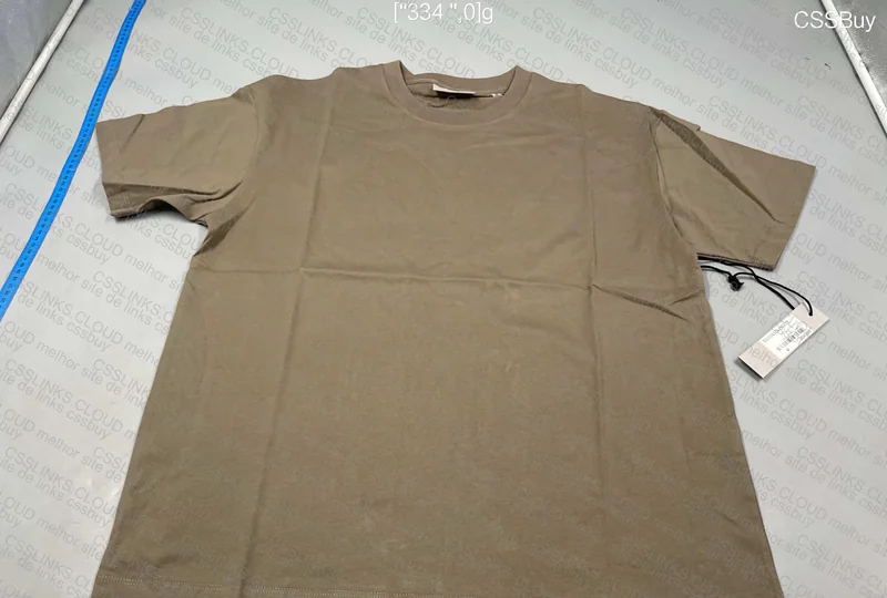 Essentials T-Shirt 3