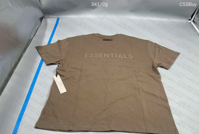 Essentials T-Shirt 2