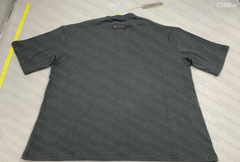 ESSENTIALS T-Shirt 3