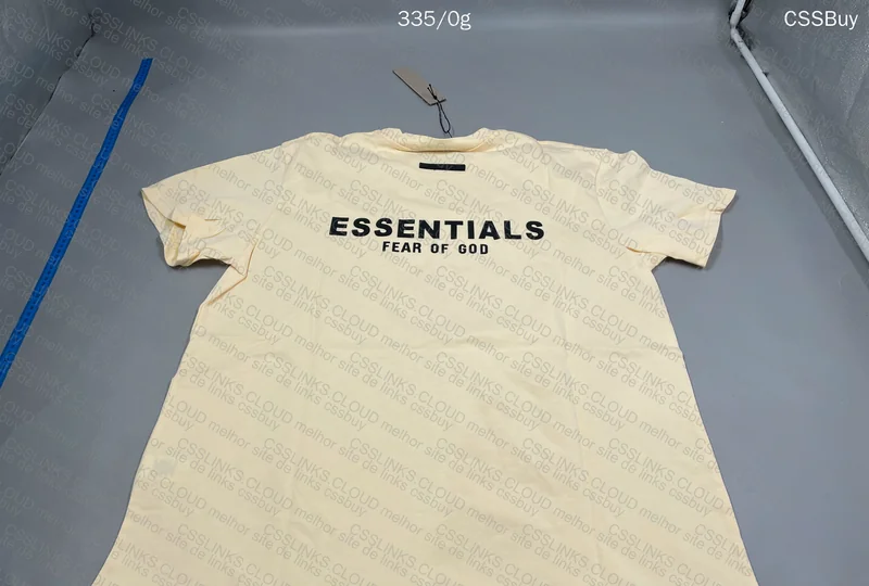 Essentials T-Shirt 2
