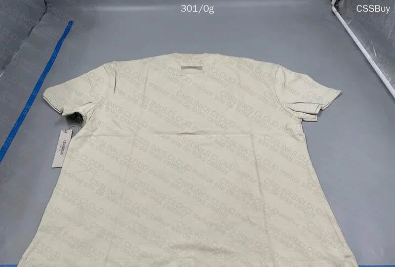 Essentials T-Shirt 2