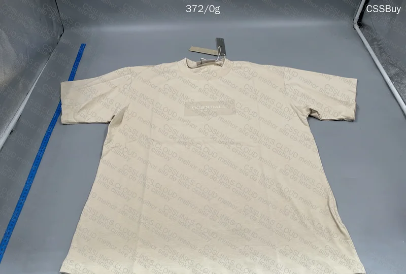 Essentials T-Shirt 2