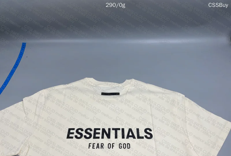 Essentials T-shirt 4