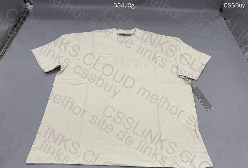 Essentials T-Shirt 3