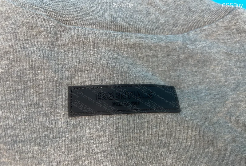 Essentials T-Shirt 4