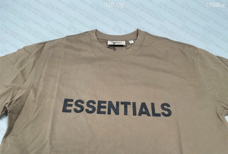 Essentials T-shirt 4