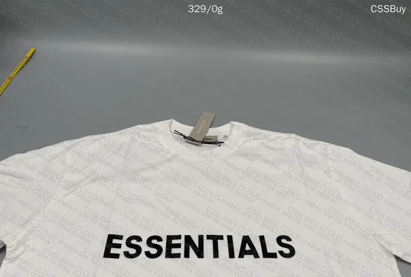 Essentials T-Shirt 3