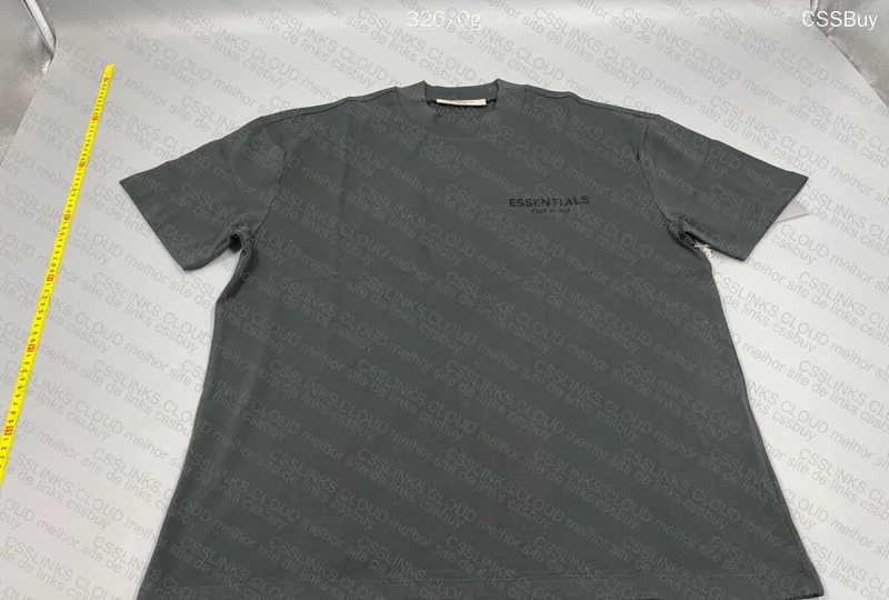 Essentials T-Shirt 2