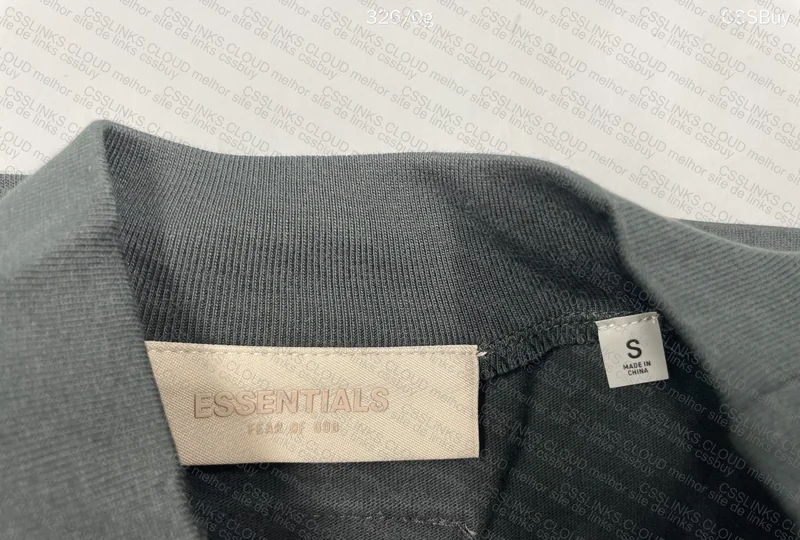Essentials T-Shirt 3