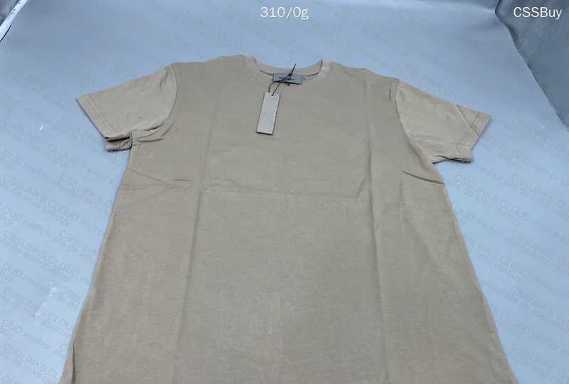 Essentials T-Shirt 2