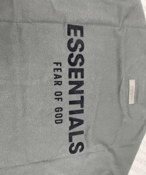 ESSENTIALS T-Shirt 4