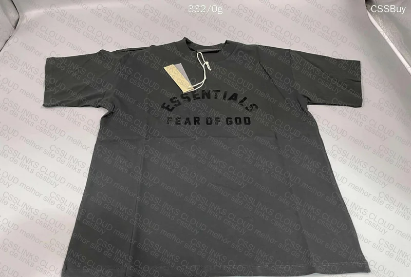 Essentials T-Shirt 2