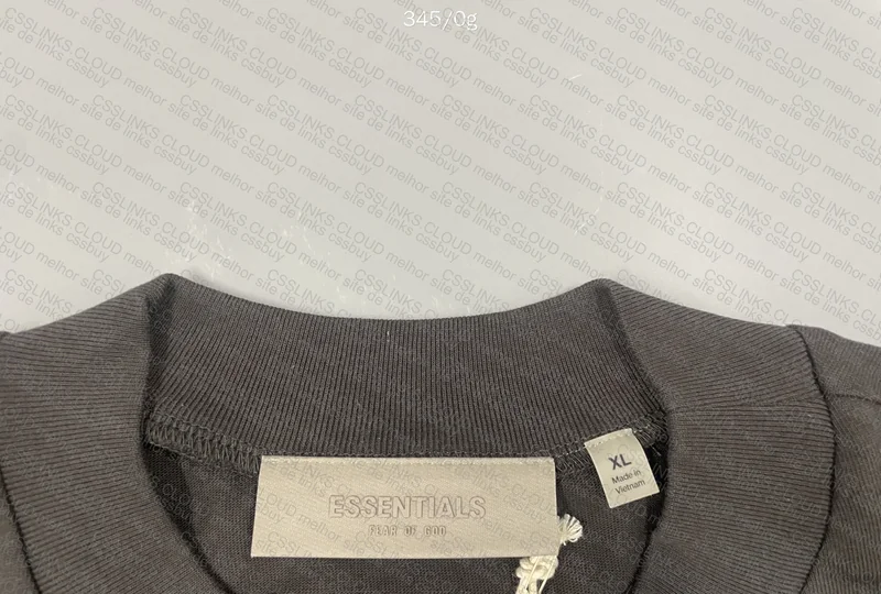 Essentials T-Shirt 3