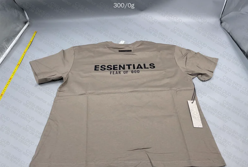 Essentials T-Shirt 3