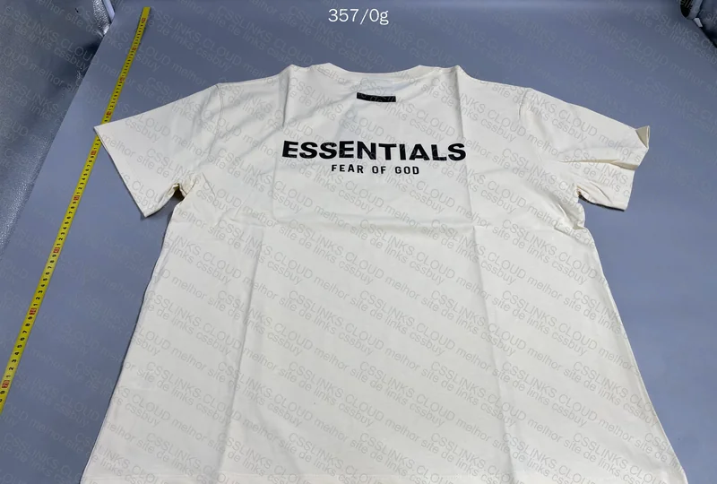 Essentials T-Shirt 3