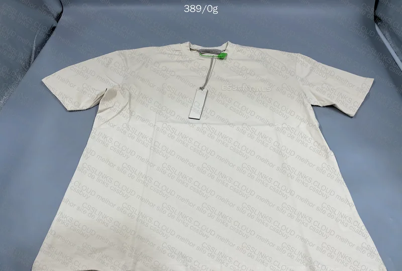 Essentials T-Shirt 3