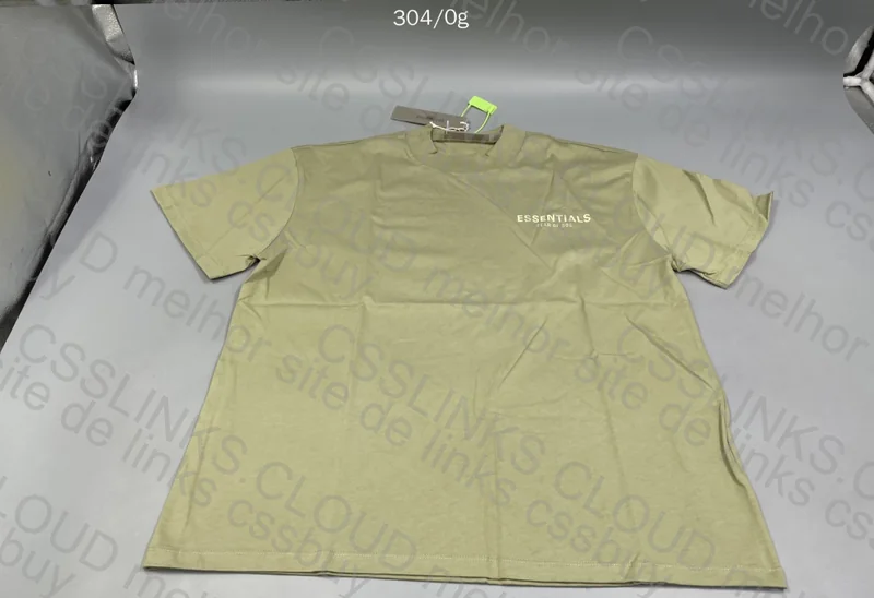 Essentials T-Shirt 2