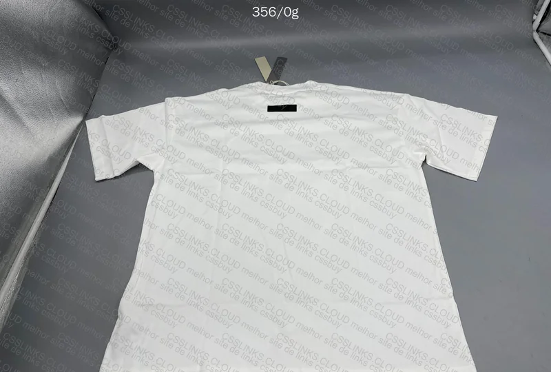 ESSENTIALS T-shirt