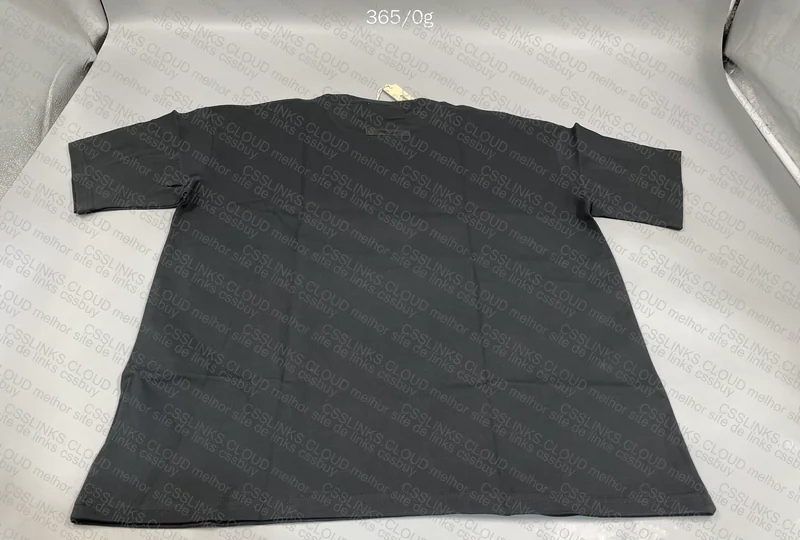 Essentials T-Shirt 2
