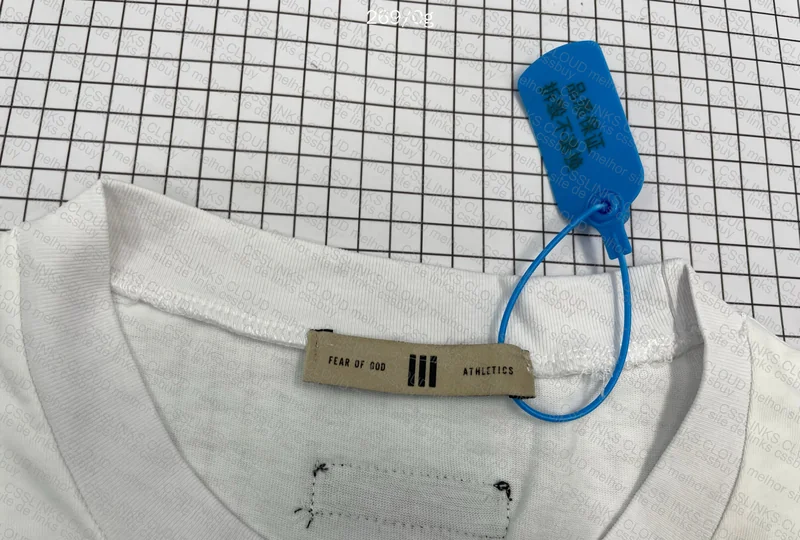 Essentials T-shirt 3