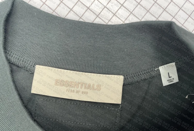 Essentials T-Shirt 2